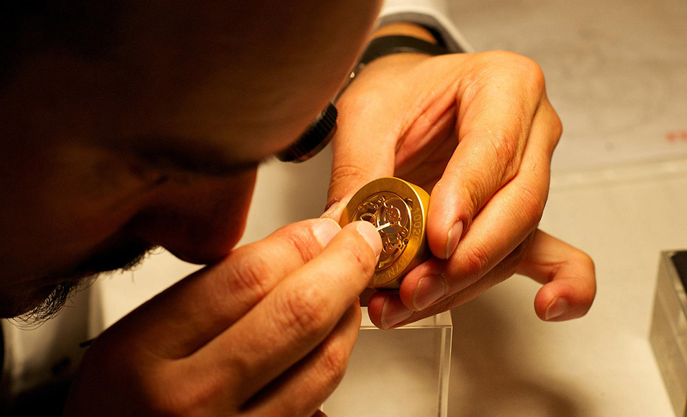 天梭手表跑快（天梭更换表把）