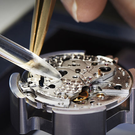 天梭手表多长时间保养一次（天梭外观掉漆）